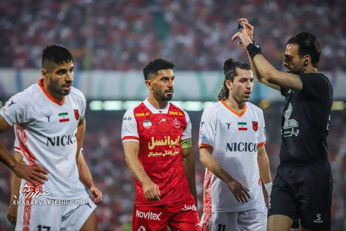پرسپولیس با این داور نمی‌بازد!