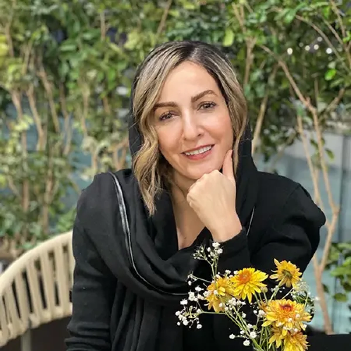 تصویر صمیمی شقایق دهقان با یک دخترک کوچولو سوژه کاربران شد تصویر صمیمی شقایق دهقان با یک دخترک کوچولو سوژه کاربران شد