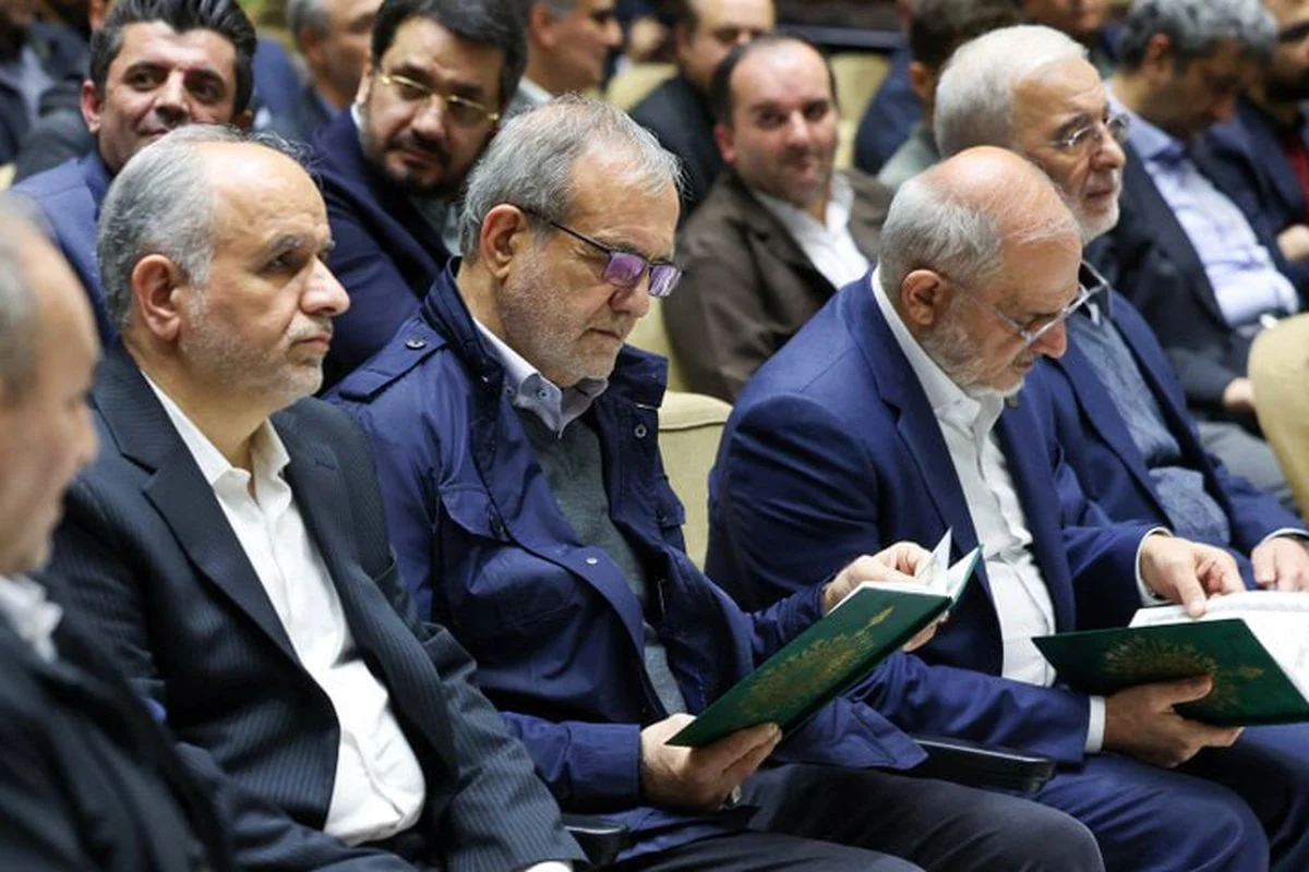 اخبار روز | حضور پزشکیان در مراسم ختم خانواده سقاب اصفهانی