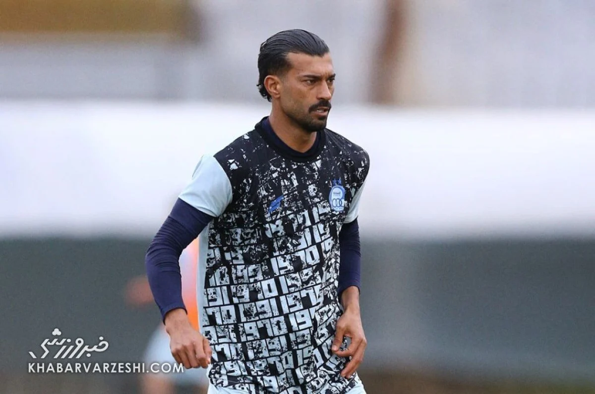 رمزگشایی از استوری رامین رضاییان در بین خارجی‌های استقلال +عکس