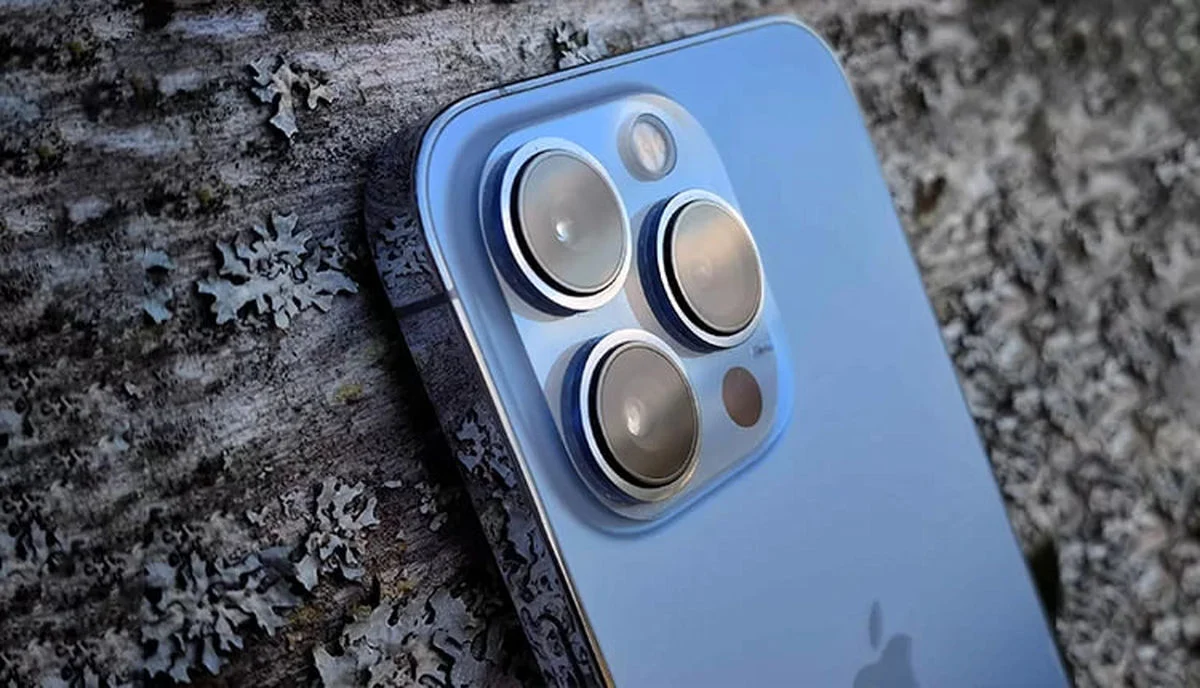 اخبار روز | شرط عجیب اجاره گوشی آیفون اعلام شد اخبار روز | شرط عجیب اجاره گوشی آیفون اعلام شد