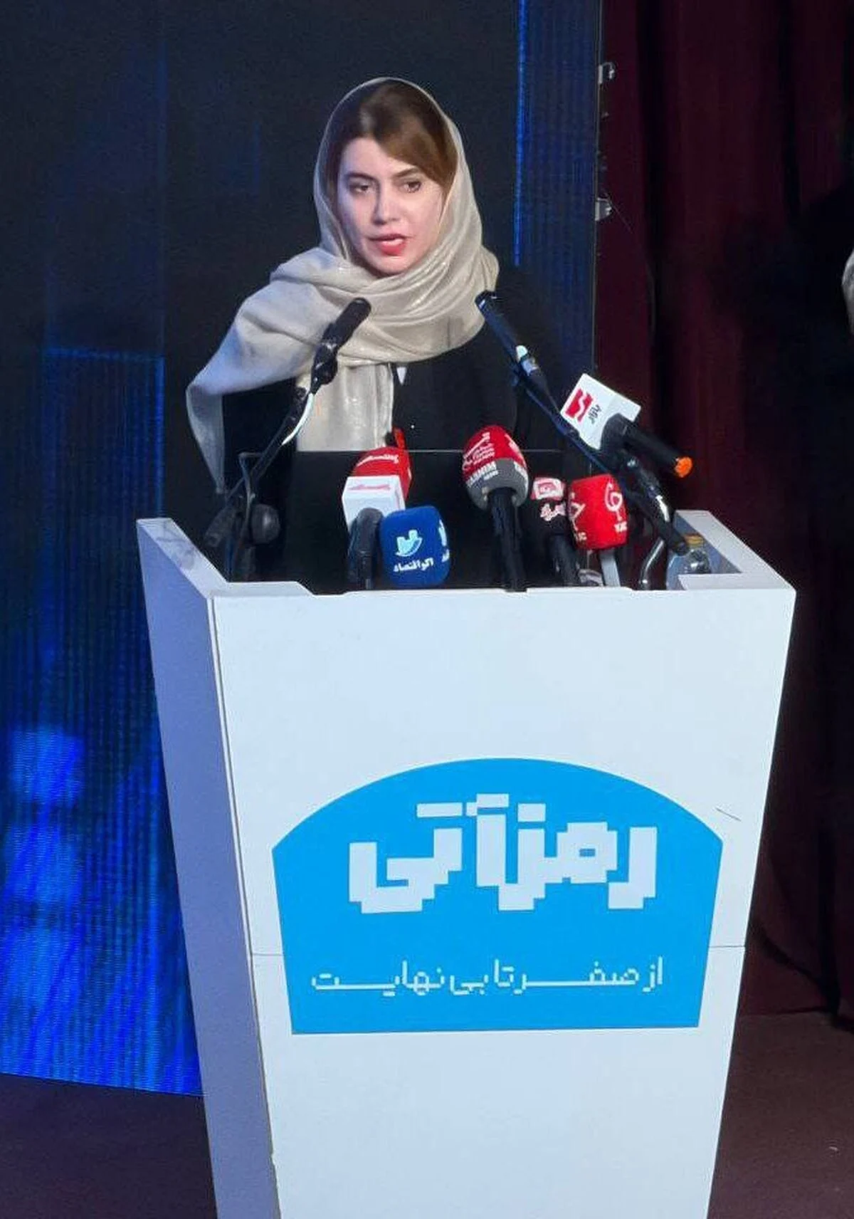 طلای دیجیتال پاسخ به نیاز واقعی اقتصاد ایران است/ایران سالانه به ۵۰ تن طلای جدید نیاز دارد/طلای دیجیتال ابزار شفافسازی بازار سنتی طلا در ایران طلای دیجیتال پاسخ به نیاز واقعی اقتصاد ایران است/ایران سالانه به ۵۰ تن طلای جدید نیاز دارد/طلای دیجیتال ابزار شفافسازی بازار سنتی طلا در ایران