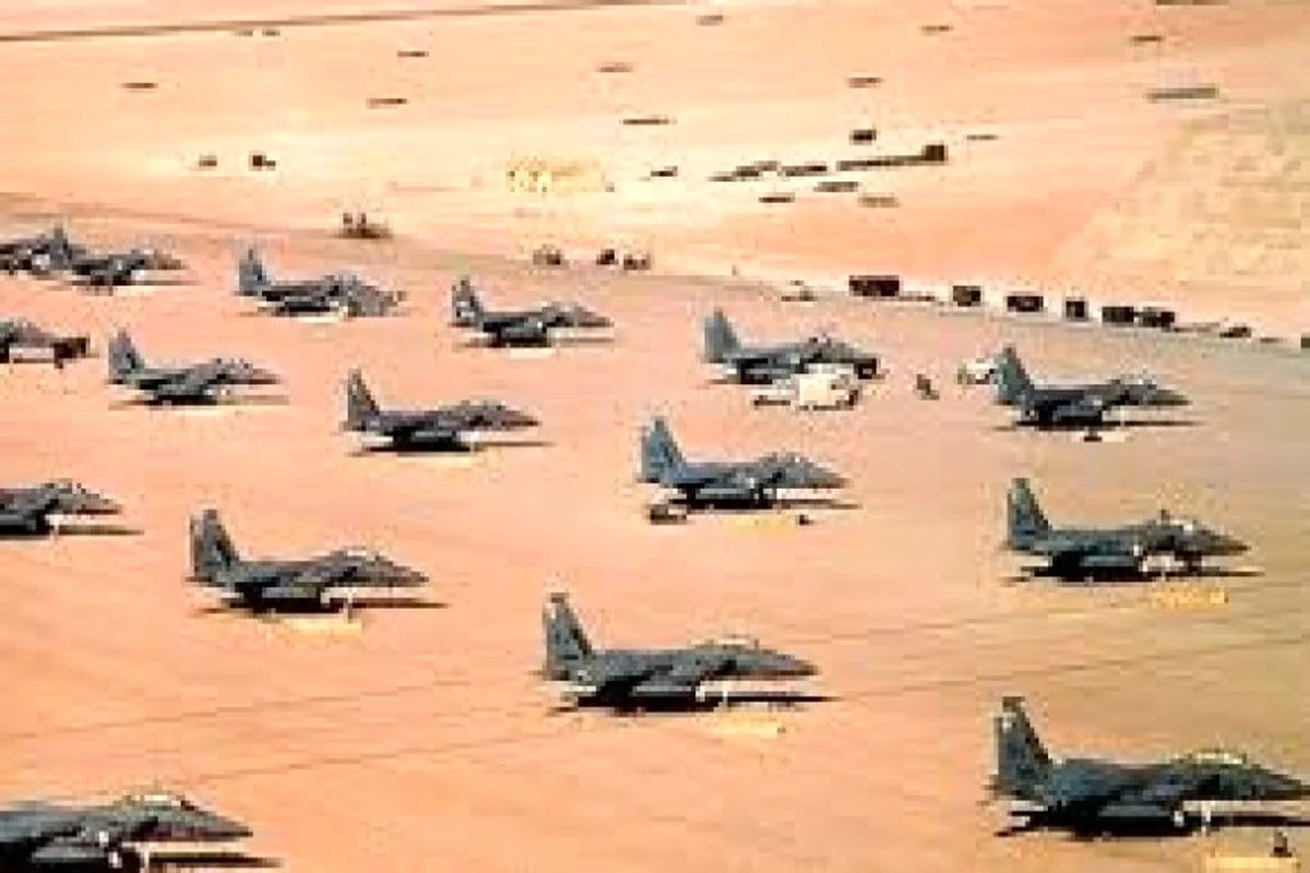 زمان وبگردی/ کشور همسایه ایران، پایگاه هوایی افتتاح کرد! زمان وبگردی/ کشور همسایه ایران، پایگاه هوایی افتتاح کرد!