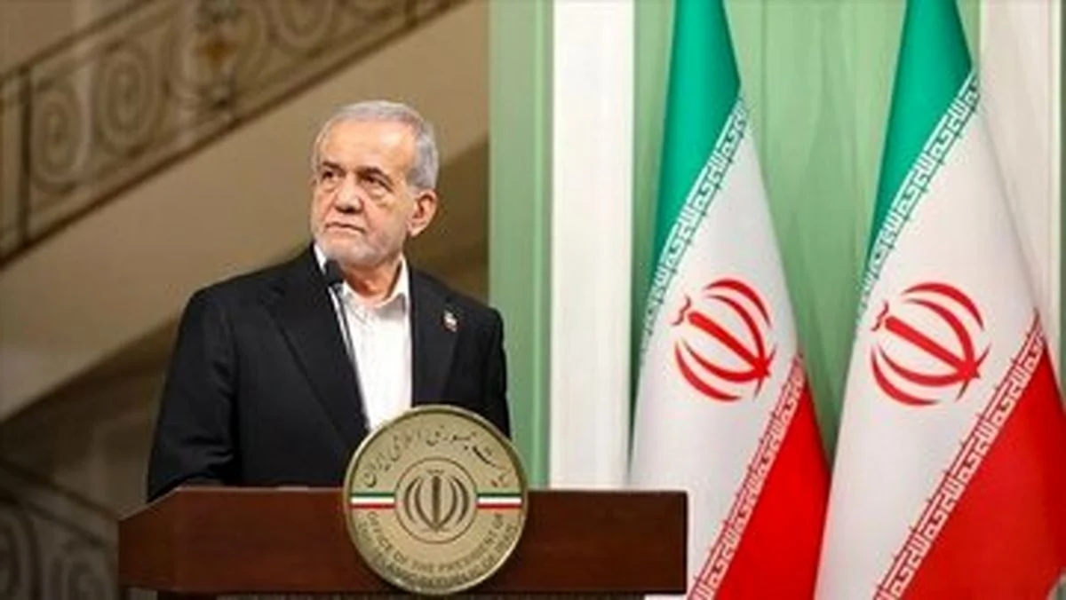 نقد مطلب/ دستور معکوس رئیسجمهور که باعث انتقاد شد نقد مطلب/ دستور معکوس رئیسجمهور که باعث انتقاد شد