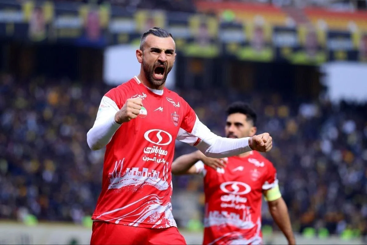 نقد مطلب/ سردار دورسون برای اوسمار و پرسپولیسیها پیغام فرستاد نقد مطلب/ سردار دورسون برای اوسمار و پرسپولیسیها پیغام فرستاد