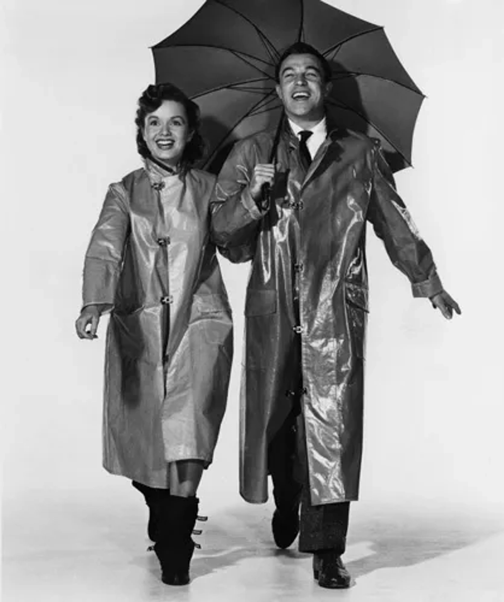 نقد فیلم آواز در باران (Singin’ in the Rain) | جین کلی، هذیان زیبای دوران طلایی هالیوود