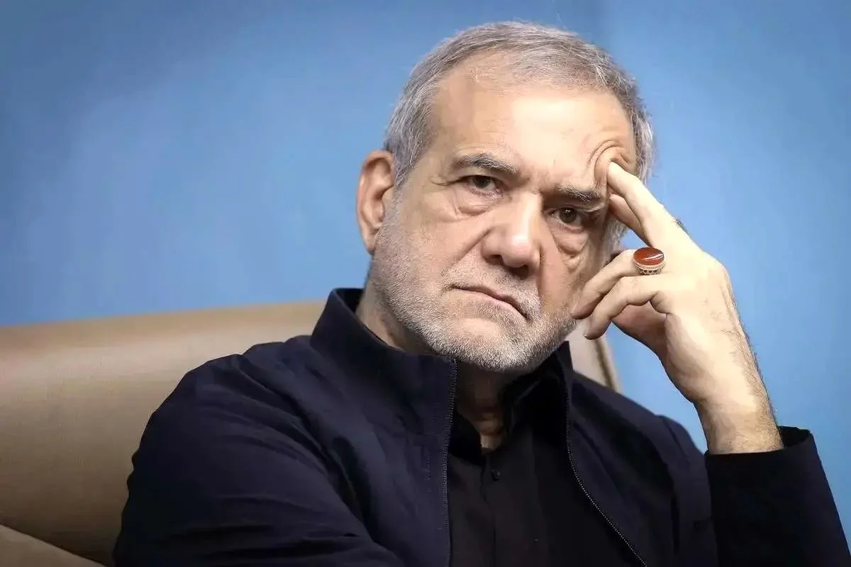 نقد مطلب/ تصویر پایان نامه دکتری پزشکیان در سال ۶۴ نقد مطلب/ تصویر پایان نامه دکتری پزشکیان در سال ۶۴