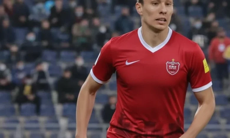 بمب زمستانی پرسپولیس در آستانه انفجار؛ ایگور سرگیف فقط یک امضا تا حضور در تهران! بمب زمستانی پرسپولیس در آستانه انفجار؛ ایگور سرگیف فقط یک امضا تا حضور در تهران!