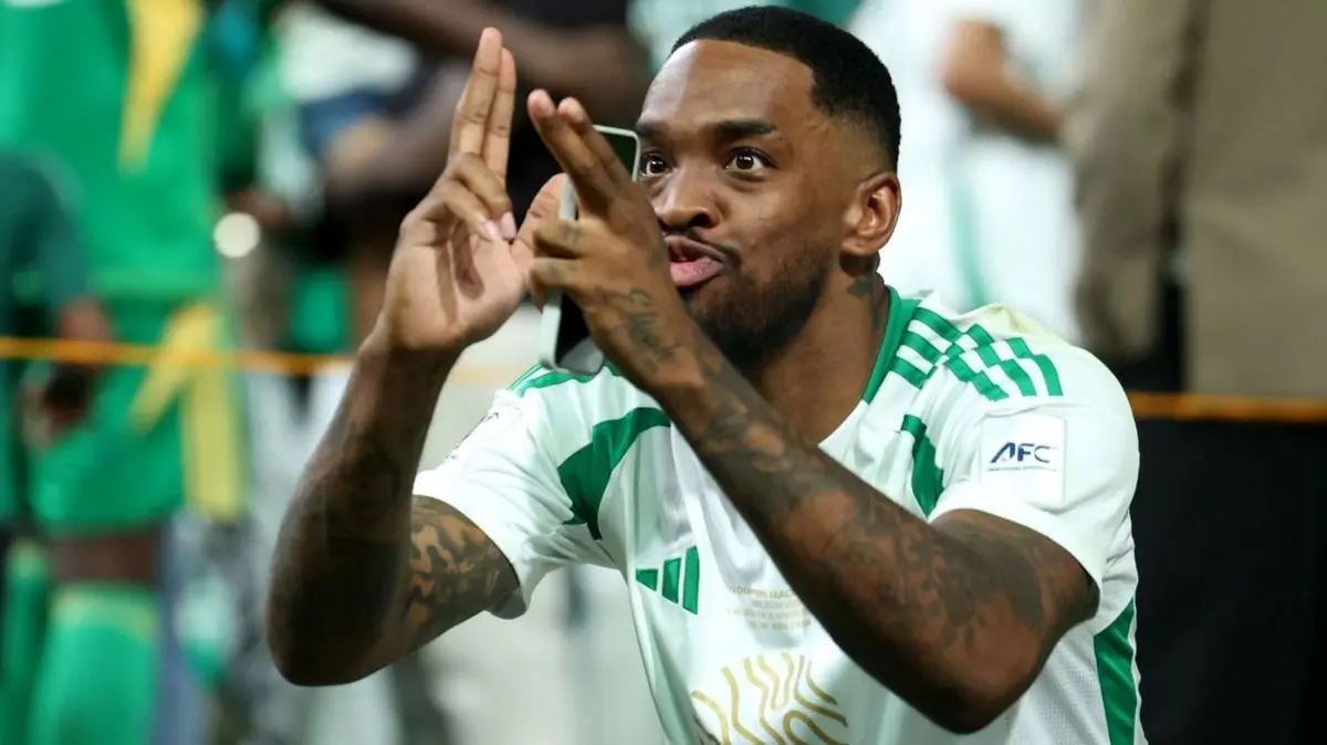 ایوان تونی بازداشت شد؛ جزئیات درگیری شبانه مهاجم الاهلی در سوهو لندن